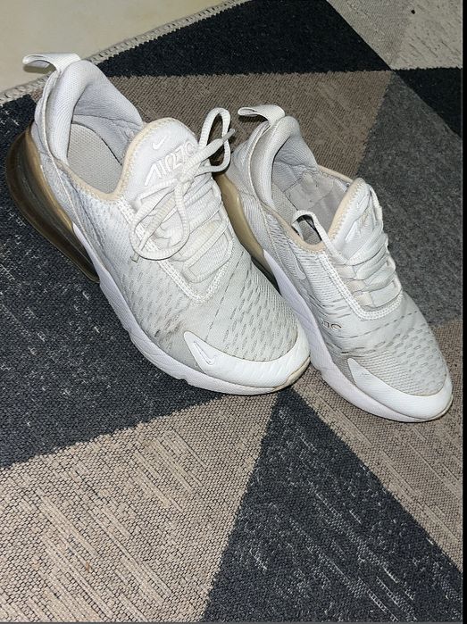 Обувки Nike Air Max 270