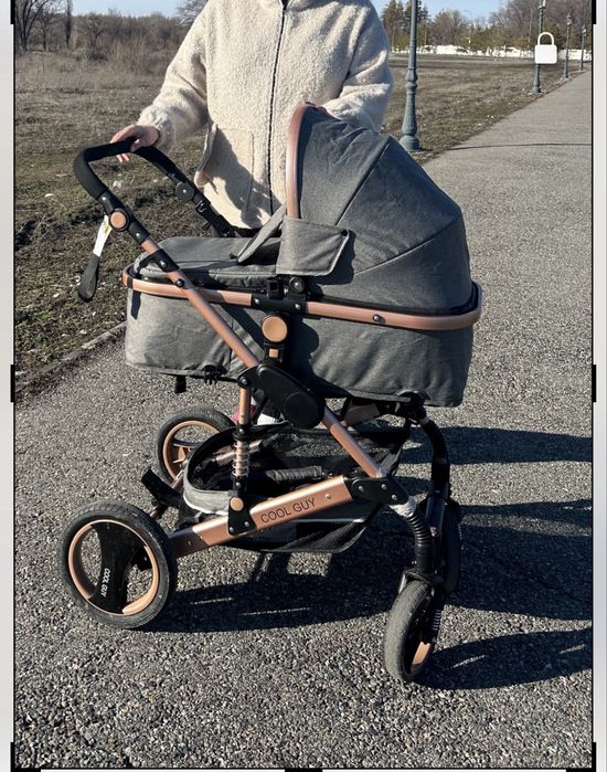 Продам Коляску 3 в 1