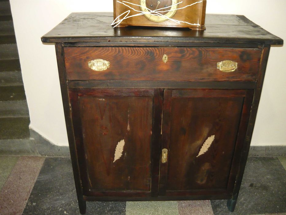 Видове мебели и Подарък