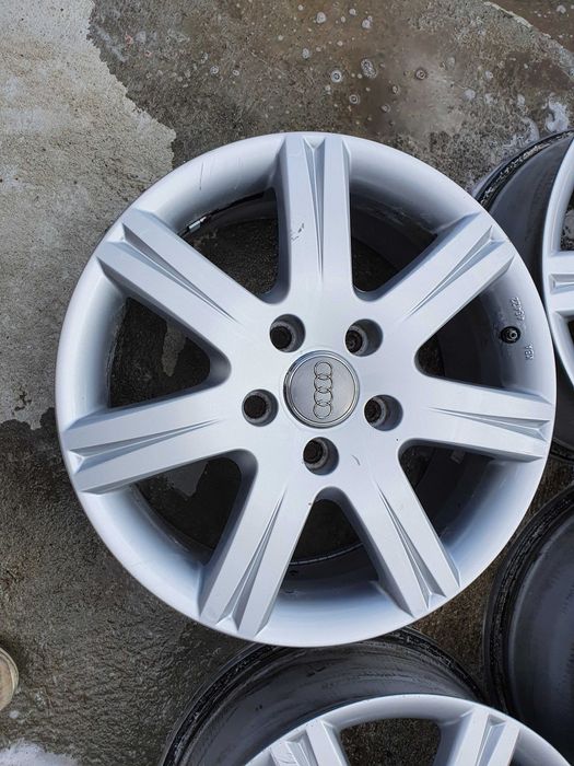 Лети джанти AUDI 18цола 5х130 с датчици