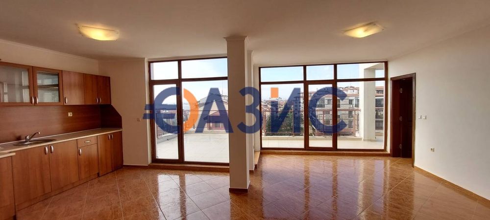 Продава се Тристаен апартамент в Свети Влас - 143 кв.м за 661 €/кв.м - Снимка #2