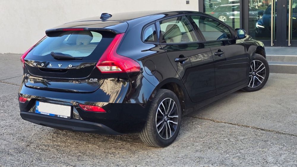 Vand volvo v40 automat