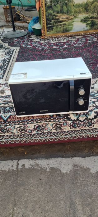 Mikrovolnovka samsung