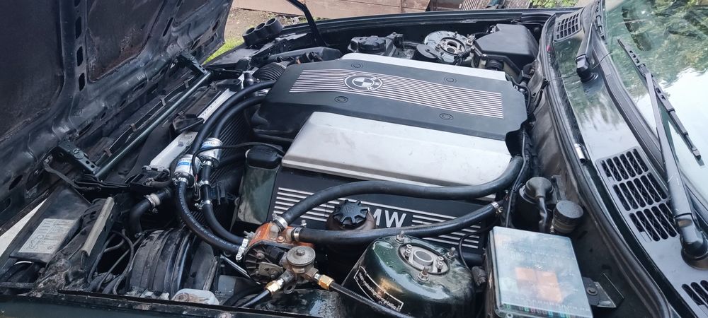 BMW e30 340i 4.4 286hp