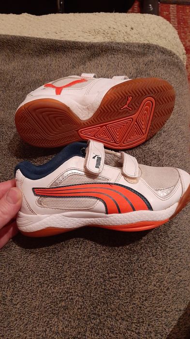 Vand adidași/ghete/cizme de fete (Puma,Nike,Adidas,Geox,etc)!