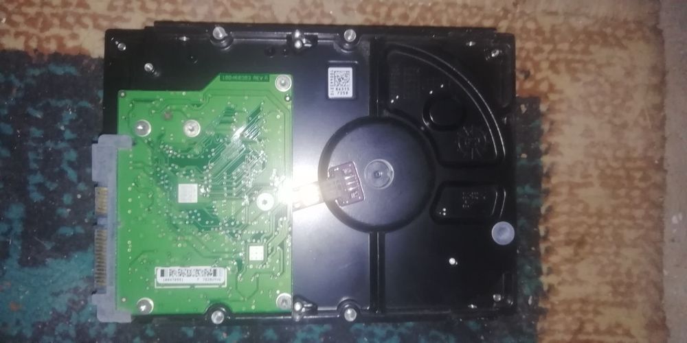 HDD Seagate Barracuda 250 ГБ 3.5" SATA 7200
```