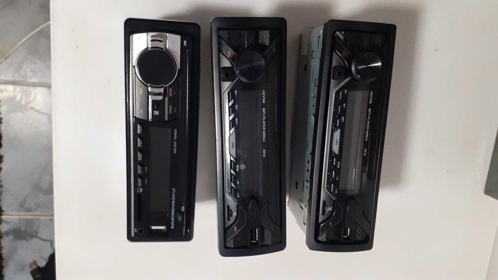 Radio MP3 cu card usb bluetooth si telecomanda fara CD