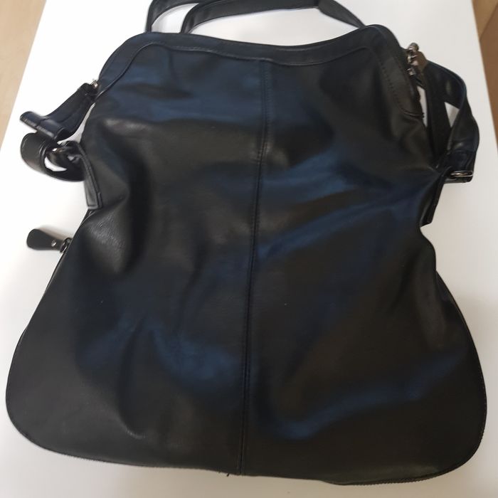 Дамска кожена чанта