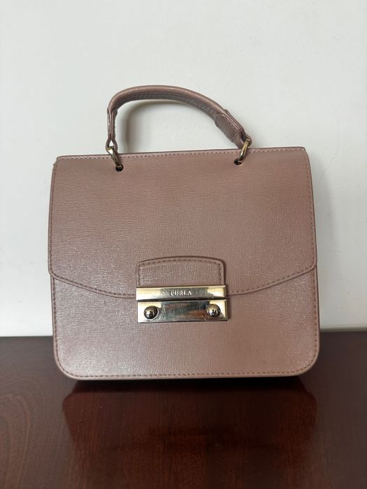 Furla Julia чанта