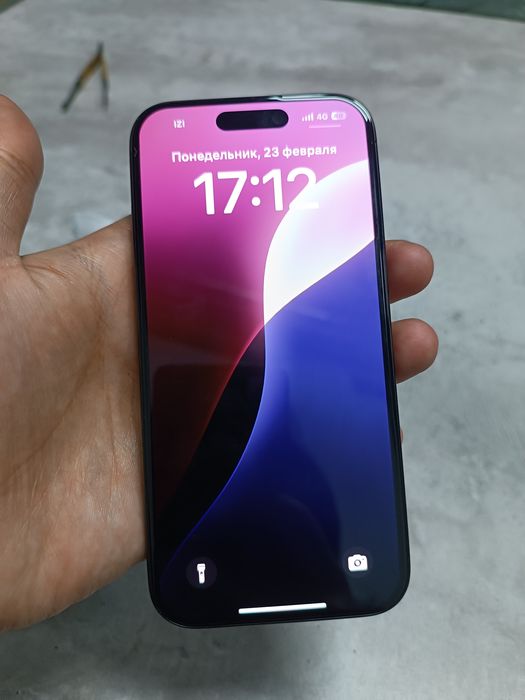 Срочно продам iPhone 15 Pro 256gb