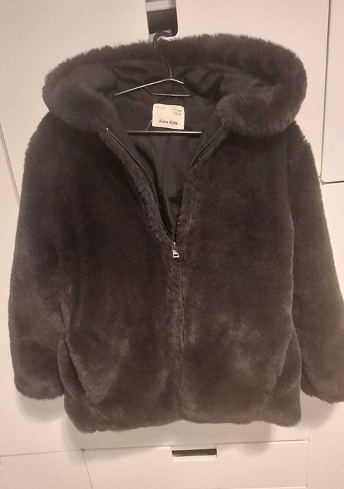 Haina blana  de la ZARA 11-12 ani