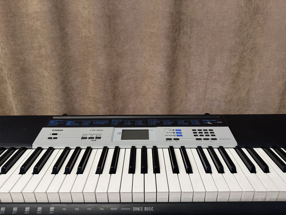 Синтезатор CASIO