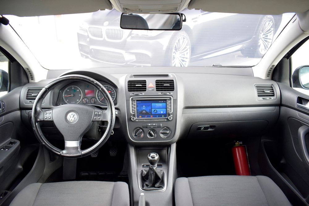 Volkswagen Golf V - Hatchback 1.9 Diesel