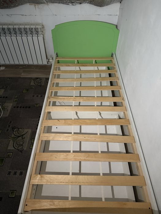 Продам детскую кровать