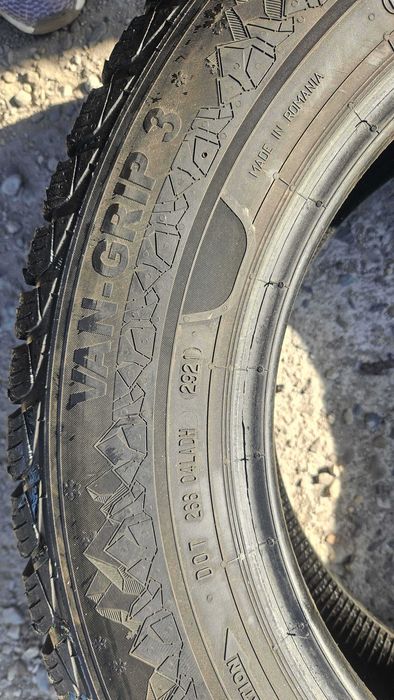 215/65 R16C • Iarna • Semperit Van Grip 3 109/107R | 2 buc | Pret/buc