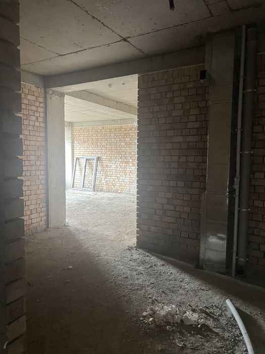 Sotiladi dom 14 qavatli uy 6-qavat 65kv