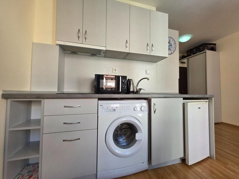 Продава се Едностаен апартамент в Несебър - 33 кв.м за 1513 €/кв.м - Снимка #1