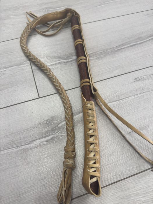 Камшы, 6 таспа, қайыс