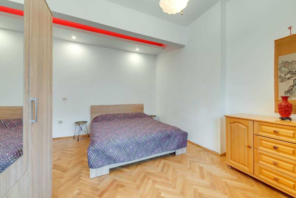 Дава се под наем Тристаен апартамент в София, Медицинска академия - 100 кв.м за 977.16 € - Снимка #3