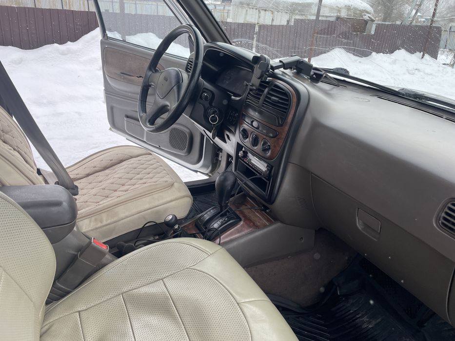 Машина kia sportage идеал