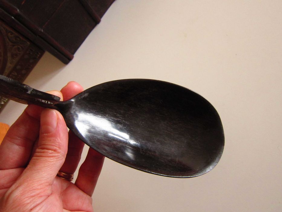 cadou rar Dragon din corn bivol de apa handmade lingura China 1960