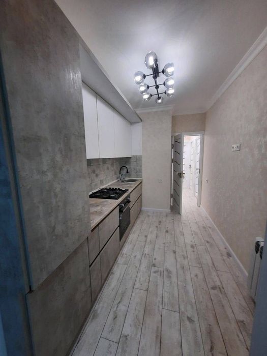 Шайхонтоҳур туманида 3 хонали квартира сотилади