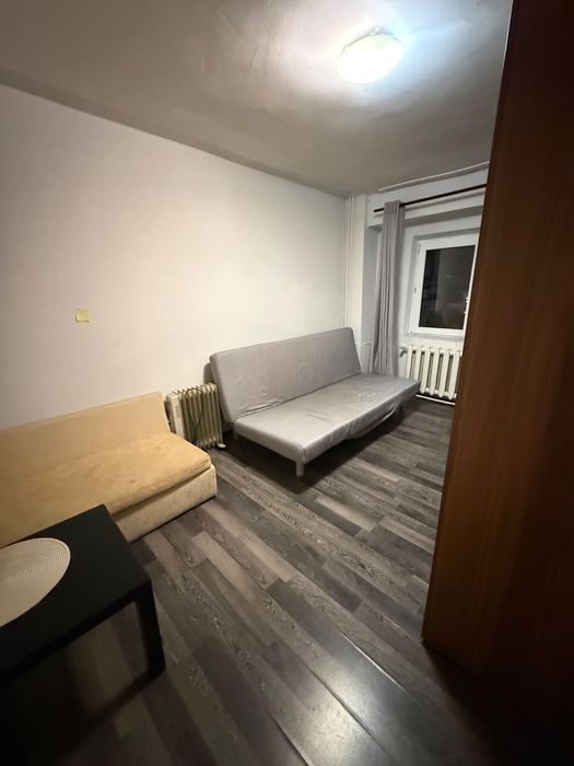 Cautam colega de apartament