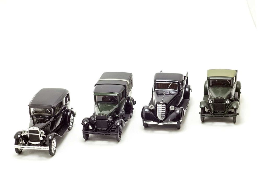 Игрушечные ретро автомобили, машины ф-мы Наш Автопром, масштаб 1:43.