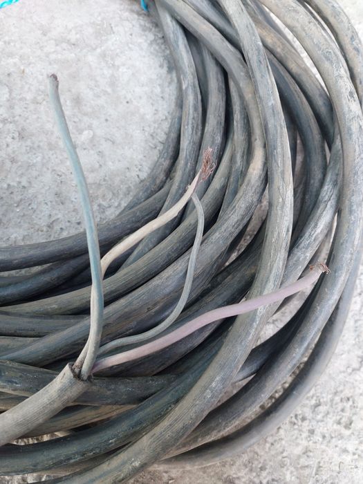 Кабель 4 жильный медный СССР 40 метров цельный