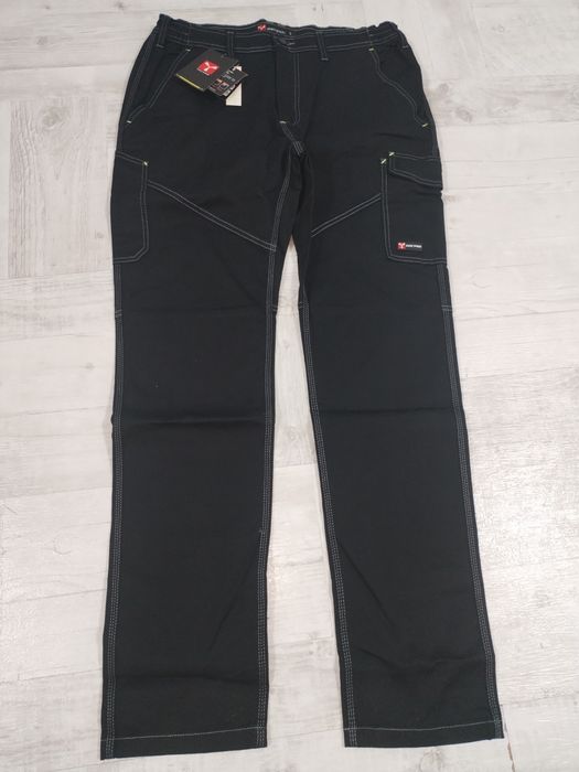 Нов работен панталон размер L