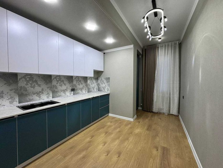 3 хоналик квартира 2 кават кирпичный дом, 5 микр, сомий, софмед