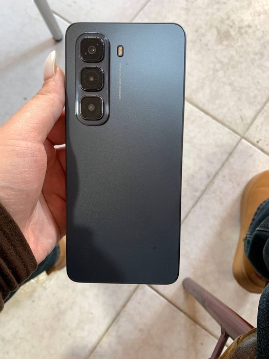 Telefon infinixs hot 50