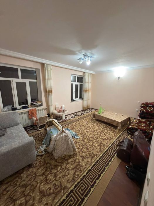 Чилонзор 26кварталда Уй сотилади срочно