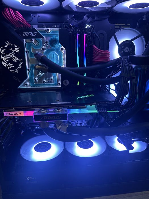 I7 14700k + MSI Z690 Carbon Ek