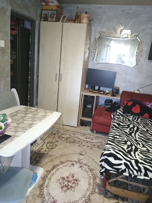 Garsonieră de vânzare