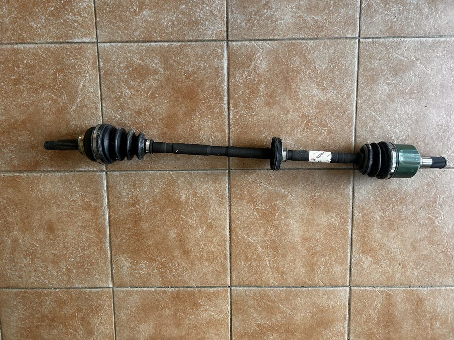 Planetară Mitsubishi față