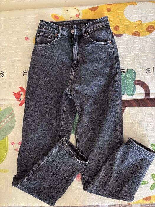 Дамски дънки.