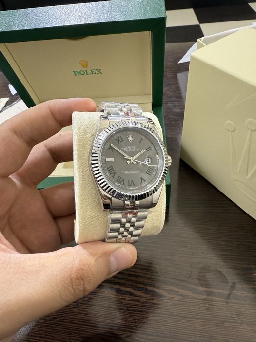 Часы Rolex Bruce Wayne