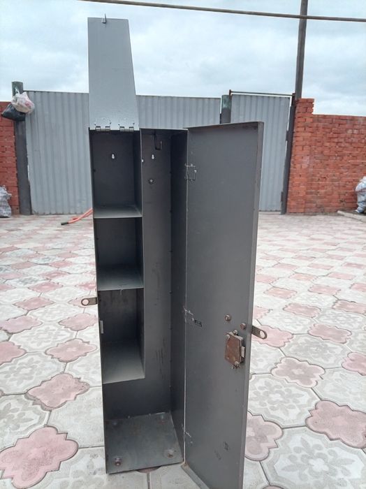 Продам сейф заводской