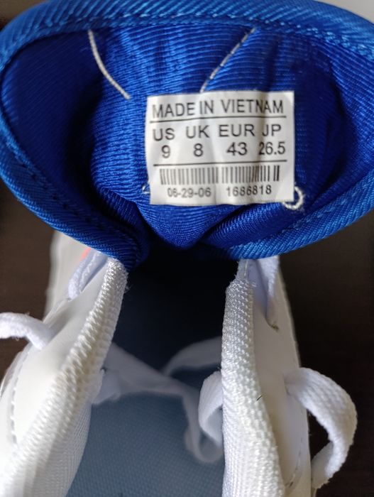 Продам кроссовки NIKE вьетнам новые,размер 43.