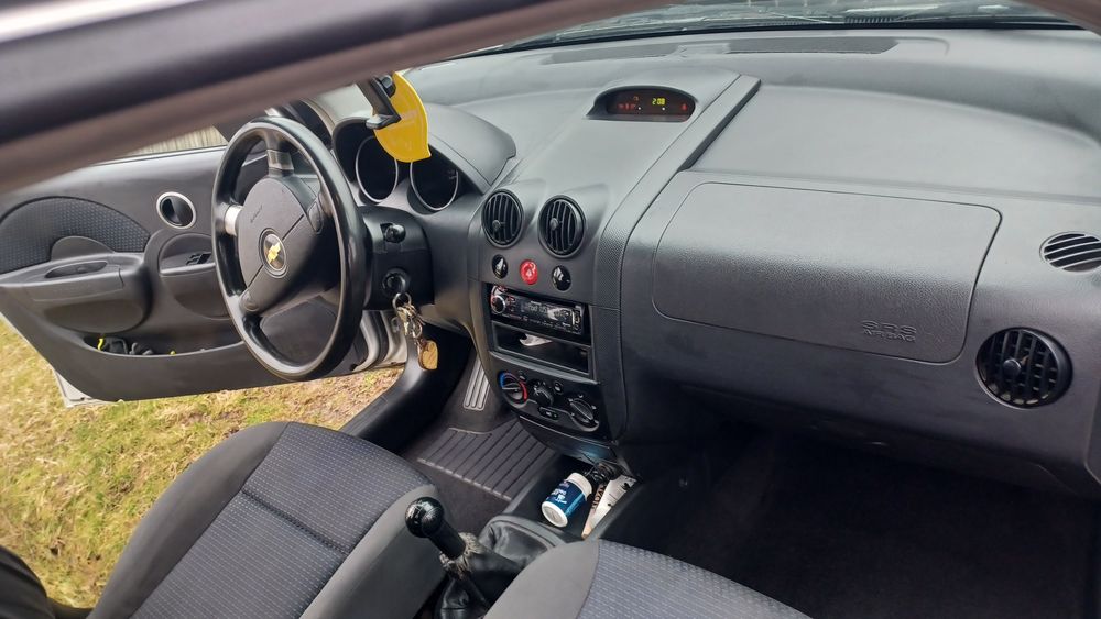 Vând Chevrolet Aveo 1.2