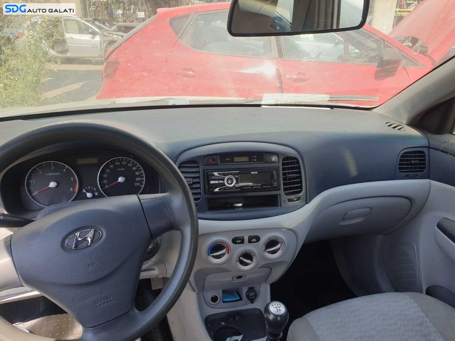Plansa Bord Goala Dezechipata Hyundai Accent 2006 - 2010 [C5778]