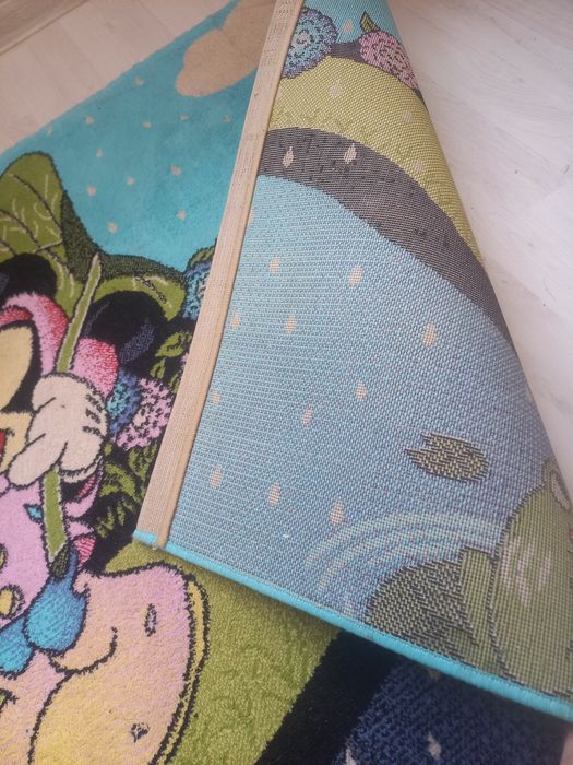 Продаётся ковёр и коврик