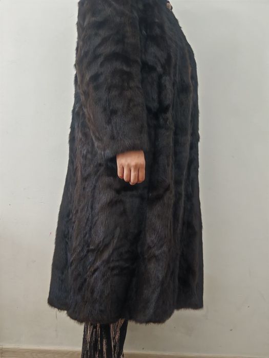 Продам норковую шубу