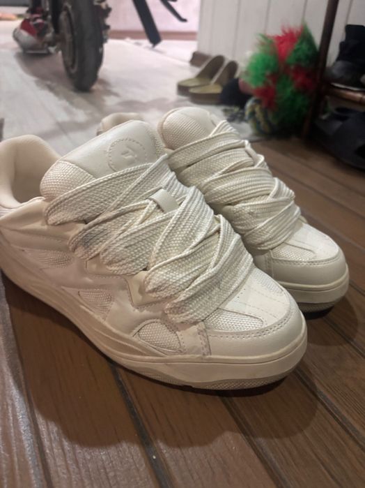 Bershka обувки 42