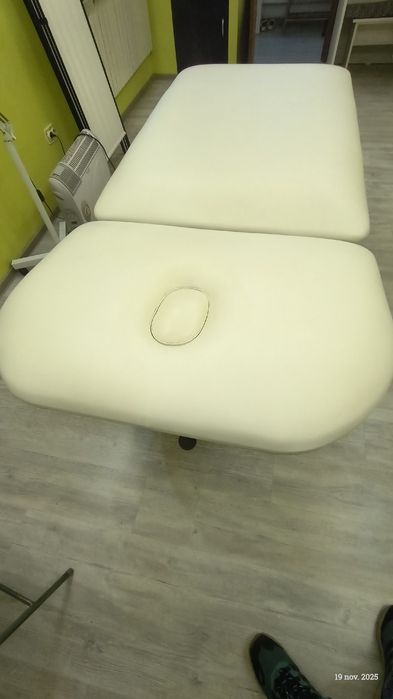 Masă de terapie cu reglaj hidraulic