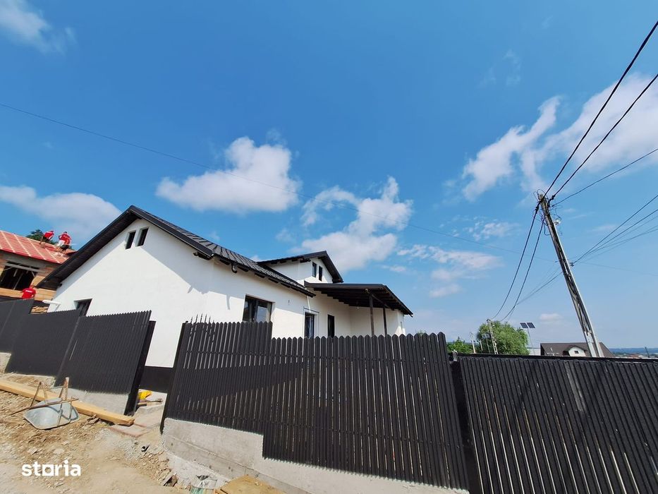 Casa 3 dormitoare,finisata, Margineni