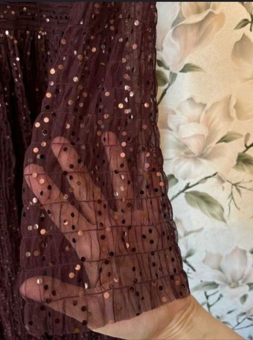 Продаётся платье вечернее