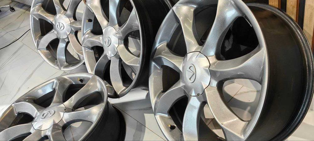 Диски 20 дюймов с резиной