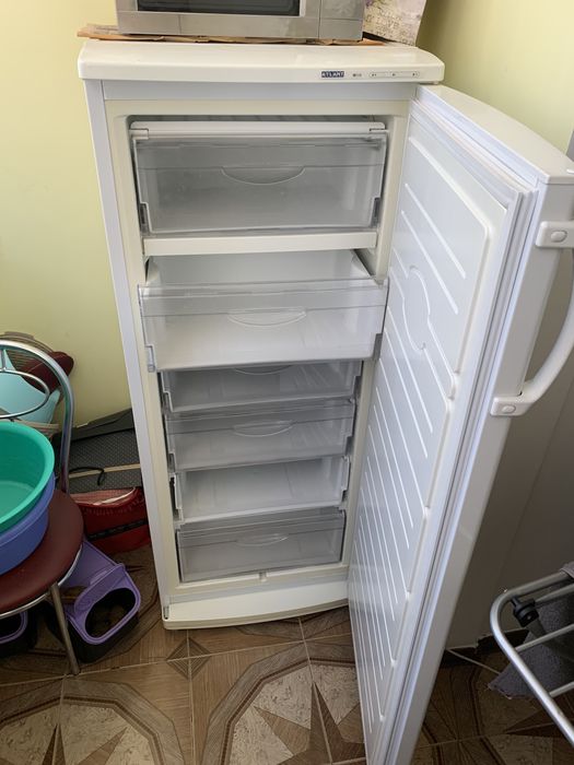 Морозильник Атлант